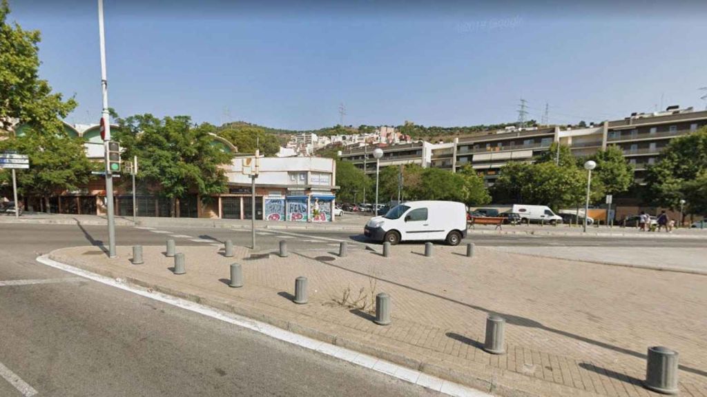 Obres de Pavimentació a la Via&nbsp;Favència