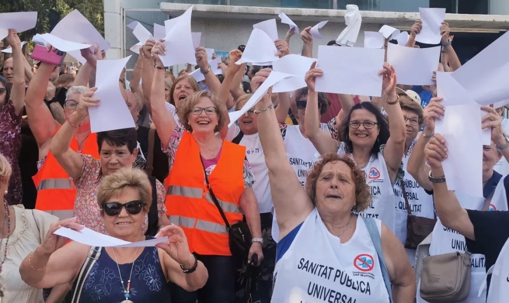Veïns de Nou Barris s’organitzen per reclamar més metges al CAP&nbsp;Chafarinas