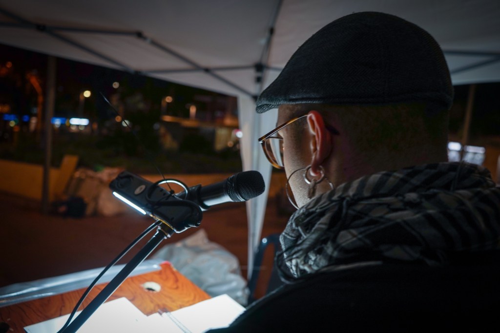 El Comitè de Palestina de Nou Barris ha organitzat una lectura dels noms dels 20.000 infants assassinats a&nbsp;Gaza.